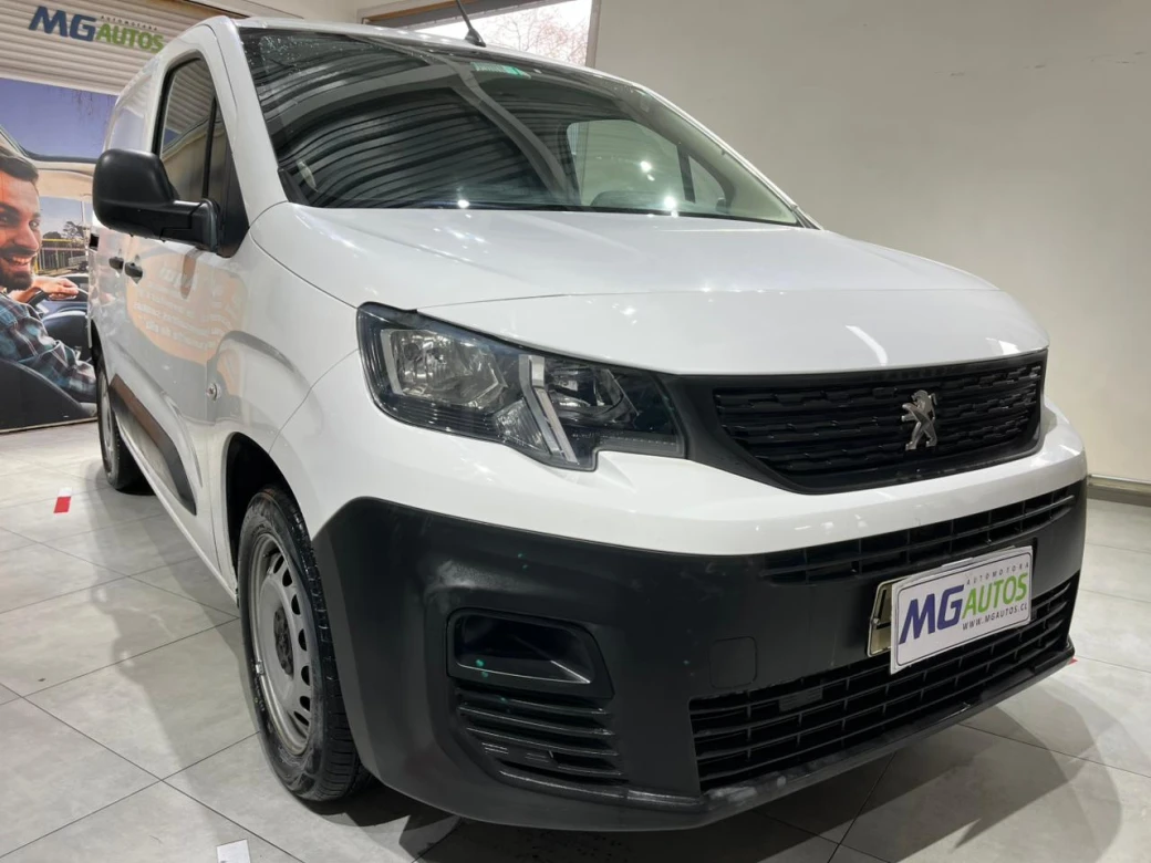 imagen 0 de vehiculo con id 2200
